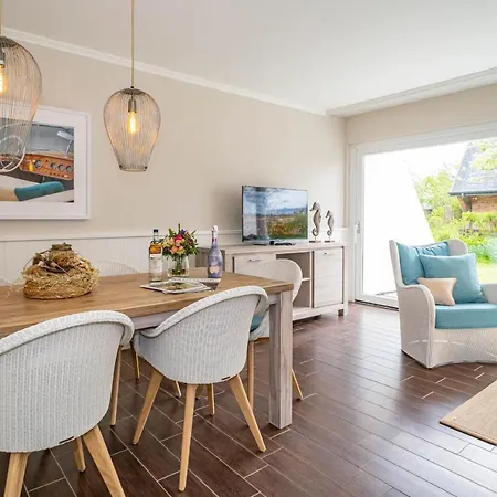 Strandlounge アパート